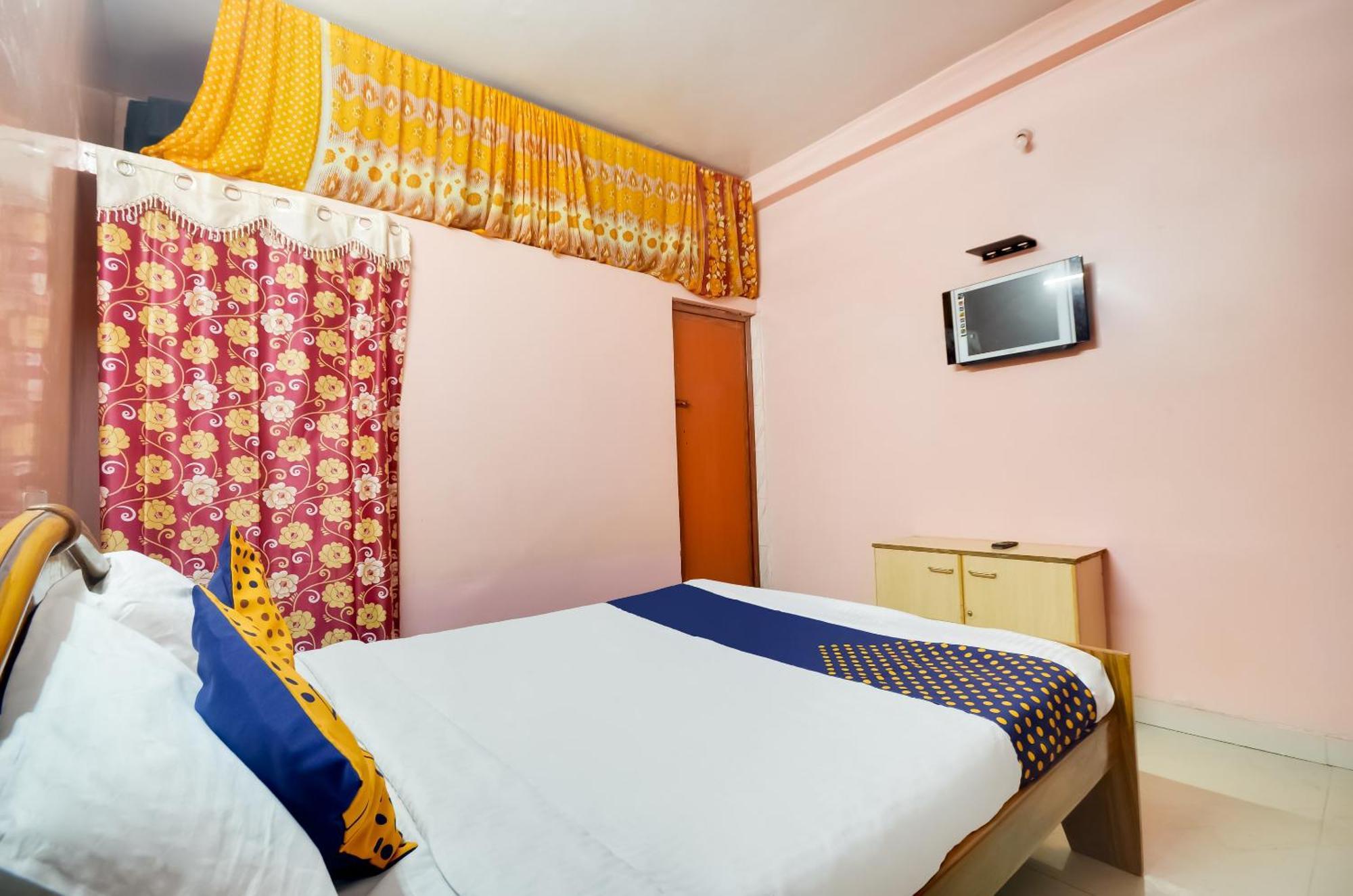 Hotel O Sri Murugan Lodge โคอิมบาทอร์ ภายนอก รูปภาพ