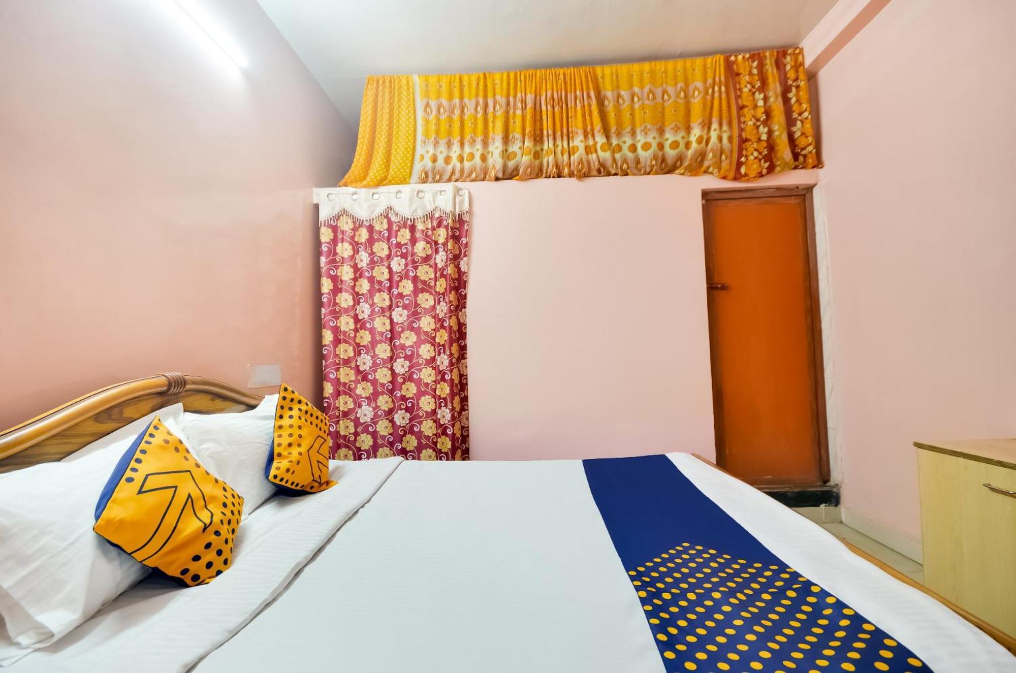 Hotel O Sri Murugan Lodge โคอิมบาทอร์ ภายนอก รูปภาพ